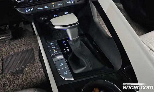 Hyundai Avante 2022 1.6 автомат (гидро), миниатюра 9