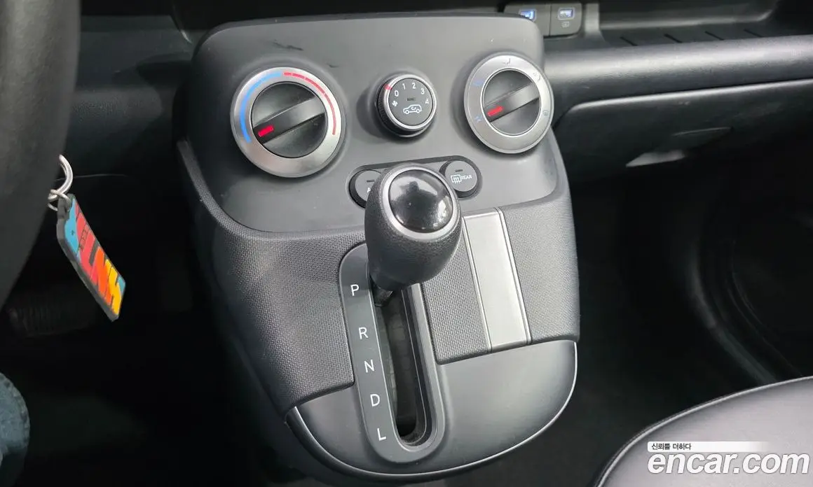 Hyundai Casper 2022 1.0 автомат (гидро), фото 9