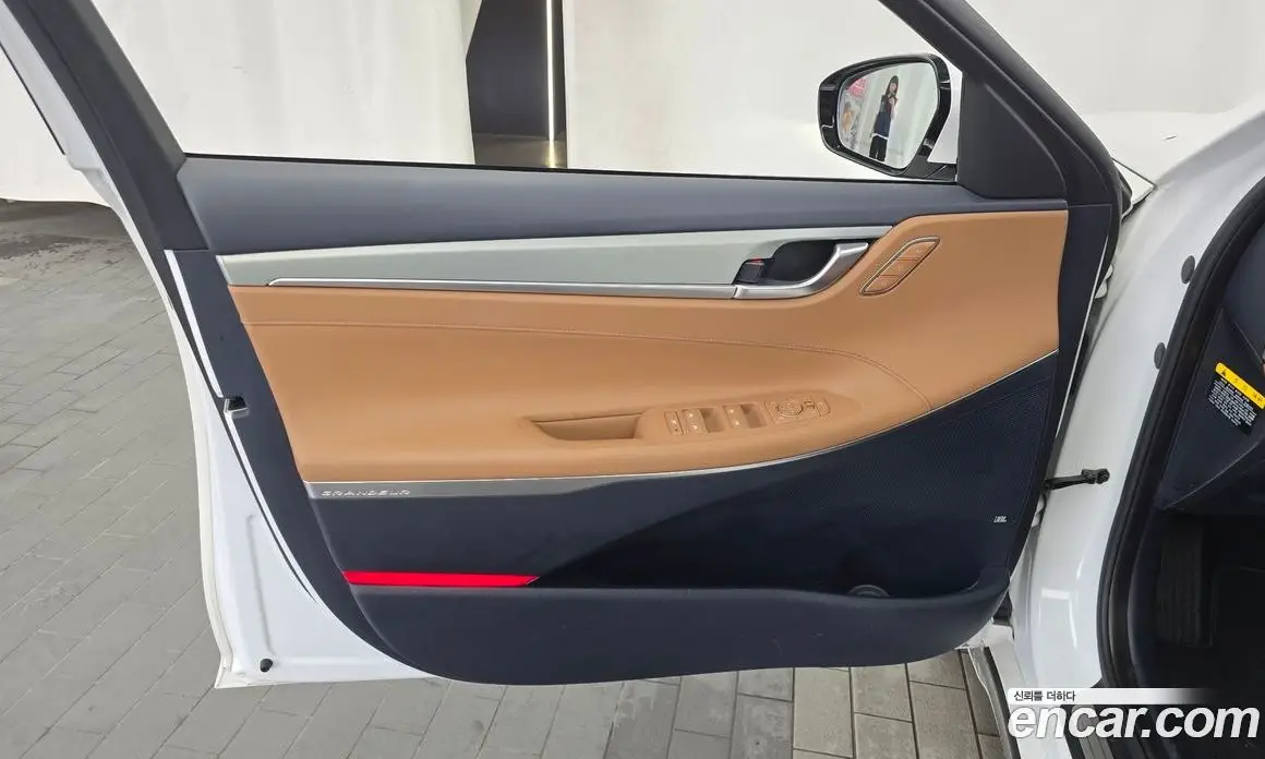 Hyundai Grandeur 2016 3.0 автомат (гидро), фото 14 Hyundai Grandeur 2016 3.0 автомат (гидро), фото 14
