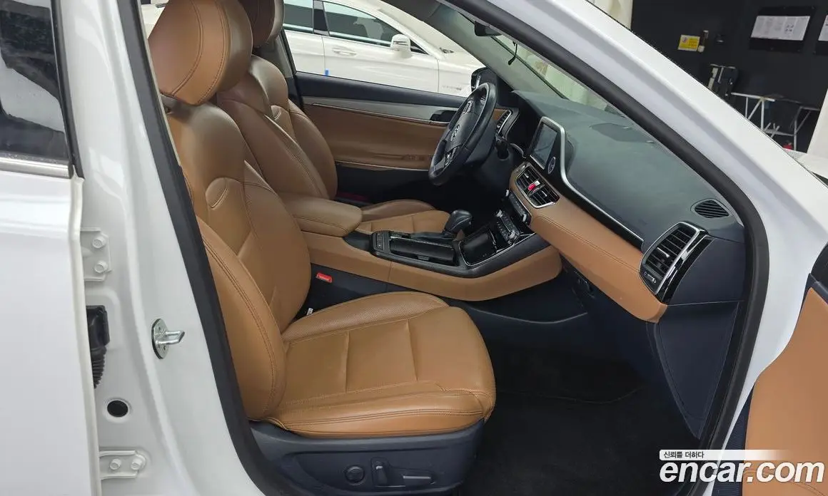 Hyundai Grandeur 2016 3.0 автомат (гидро), фото 16 Hyundai Grandeur 2016 3.0 автомат (гидро), фото 16
