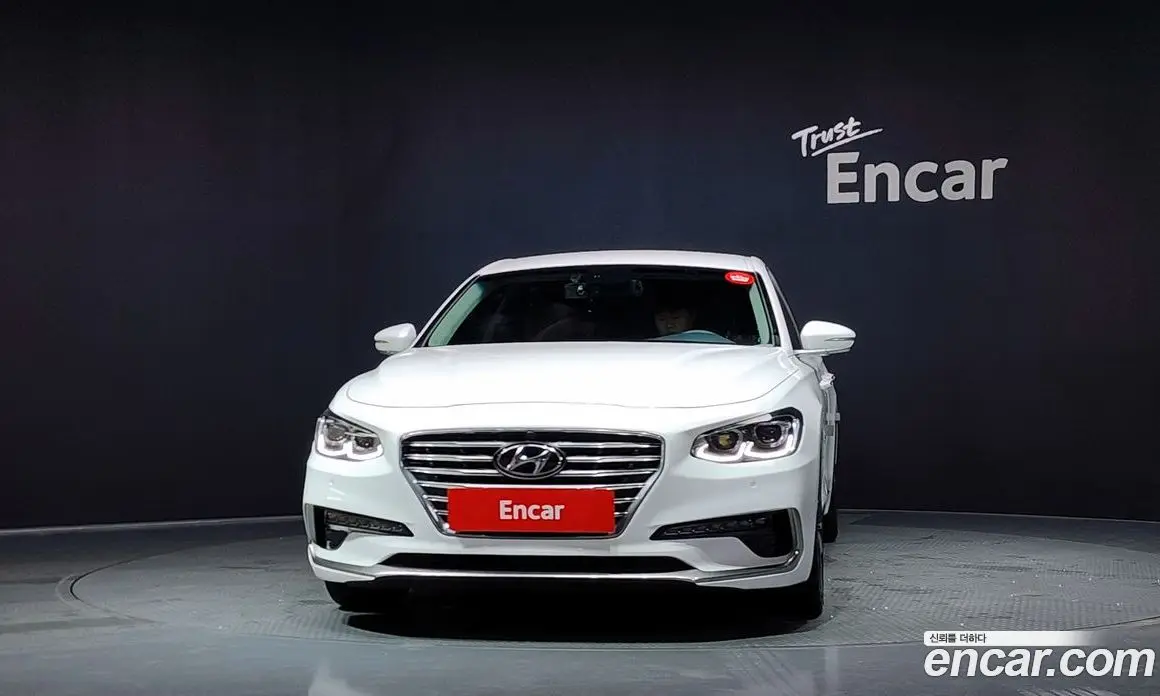 Hyundai Grandeur 2016 3.0 автомат (гидро), фото 3 Hyundai Grandeur 2016 3.0 автомат (гидро), фото 3
