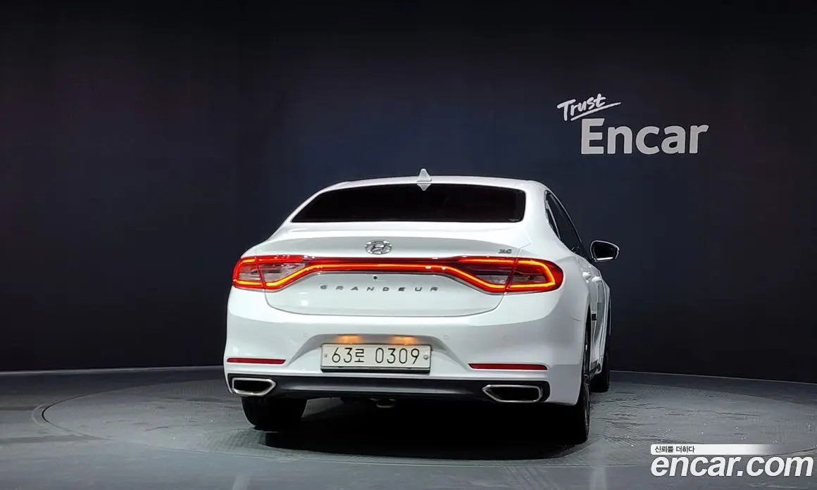 Hyundai Grandeur 2016 3.0 автомат (гидро), фото 4 Hyundai Grandeur 2016 3.0 автомат (гидро), фото 4