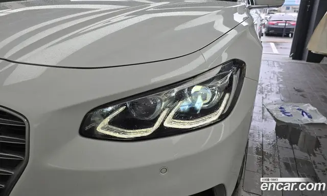 Hyundai Grandeur 2016 3.0 автомат (гидро), миниатюра 8 Hyundai Grandeur 2016 3.0 автомат (гидро), миниатюра 8