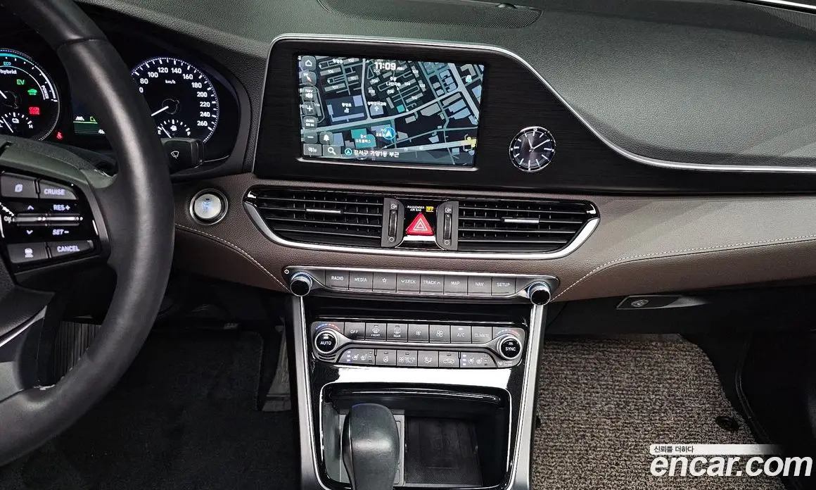 Hyundai Grandeur 2019 2.4 автомат (гидро), фото 20 Hyundai Grandeur 2019 2.4 автомат (гидро), фото 20