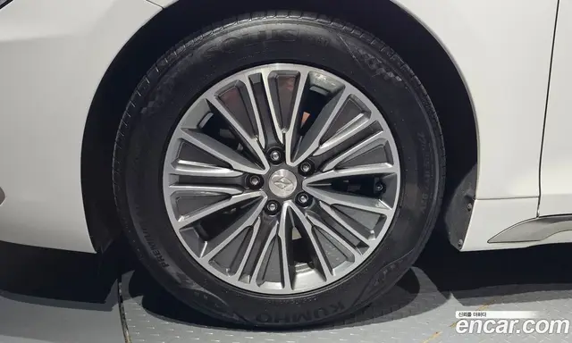 Hyundai Grandeur 2019 2.4 автомат (гидро), миниатюра 5 Hyundai Grandeur 2019 2.4 автомат (гидро), миниатюра 5