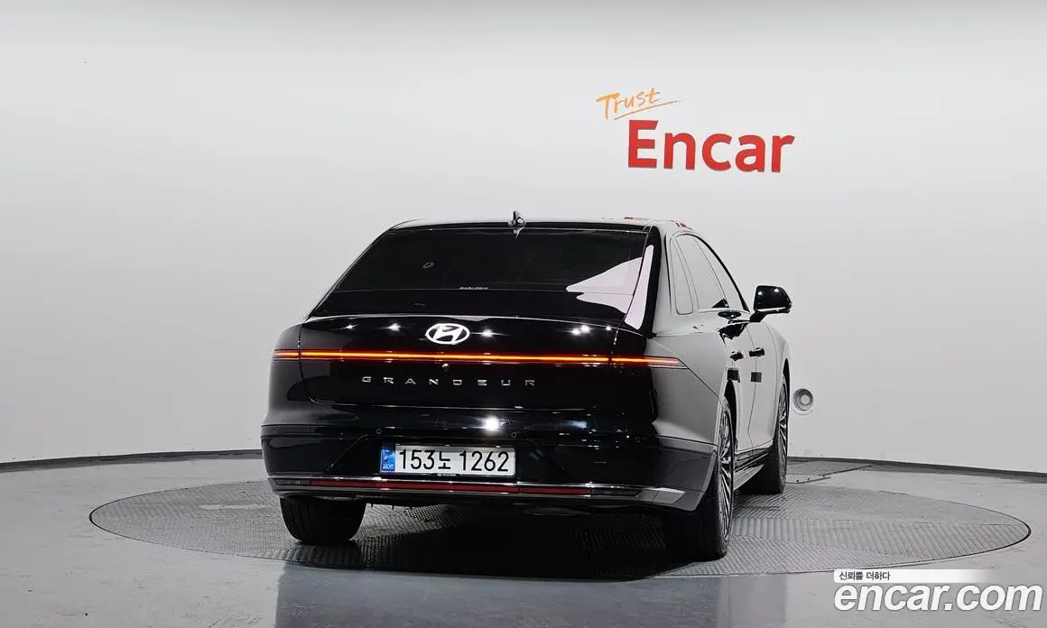 Hyundai Grandeur 2023 1.6 автомат (гидро), фото 4