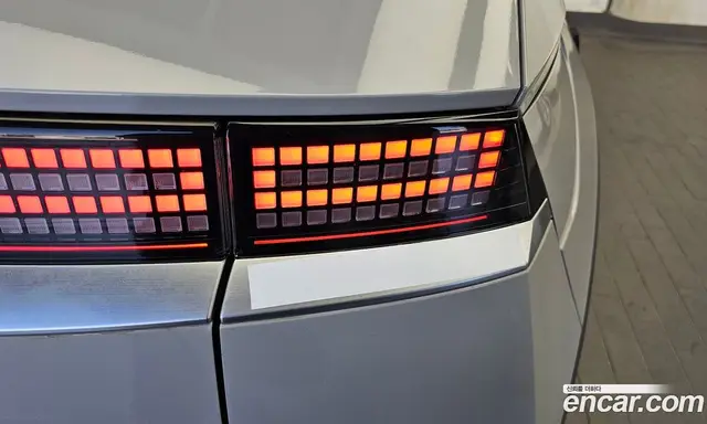 Hyundai Ioniq 5 2021 0.1 автомат (гидро), миниатюра 6 Hyundai Ioniq 5 2021 0.1 автомат (гидро), миниатюра 6
