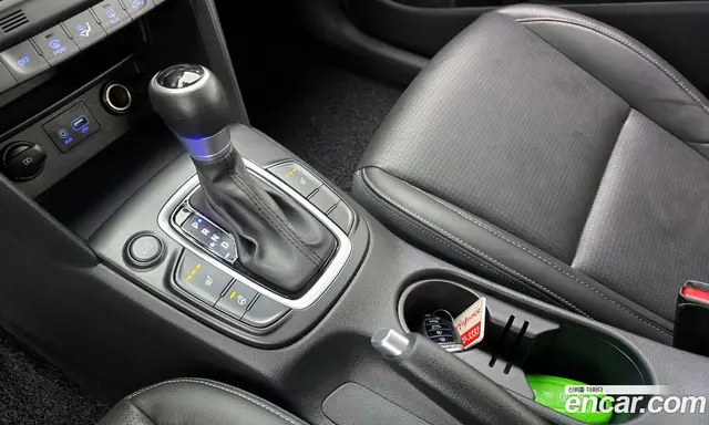 Hyundai Kona 2019 1.6 автомат (гидро), миниатюра 12