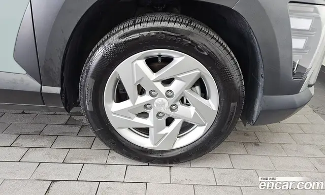 Hyundai Kona 2023 1.6 автомат (гидро), миниатюра 7 Hyundai Kona 2023 1.6 автомат (гидро), миниатюра 7