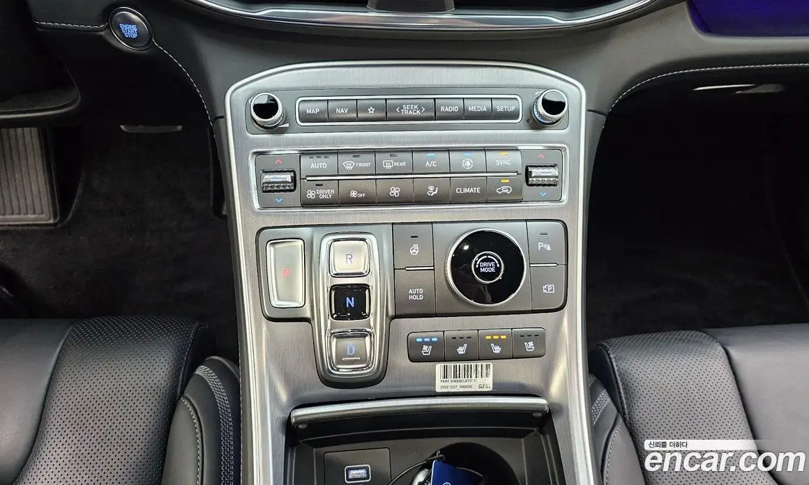 Hyundai Santa Fe 2022 1.6 автомат (гидро), фото 12 Hyundai Santa Fe 2022 1.6 автомат (гидро), фото 12