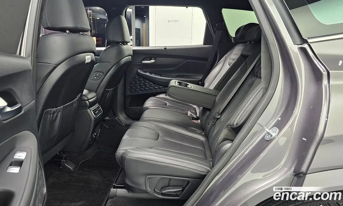 Hyundai Santa Fe 2022 1.6 автомат (гидро), фото 18 Hyundai Santa Fe 2022 1.6 автомат (гидро), фото 18
