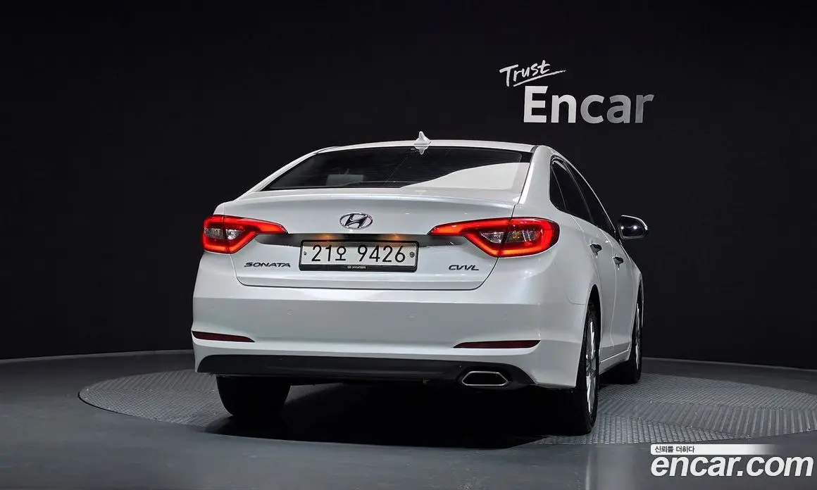 Hyundai Sonata 2015 2.0 автомат (гидро), фото 4