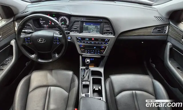 Hyundai Sonata 2015 2.0 автомат (гидро), миниатюра 10