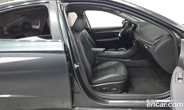 Hyundai Sonata 2022 2.0 автомат (гидро), миниатюра 10 Hyundai Sonata 2022 2.0 автомат (гидро), миниатюра 10