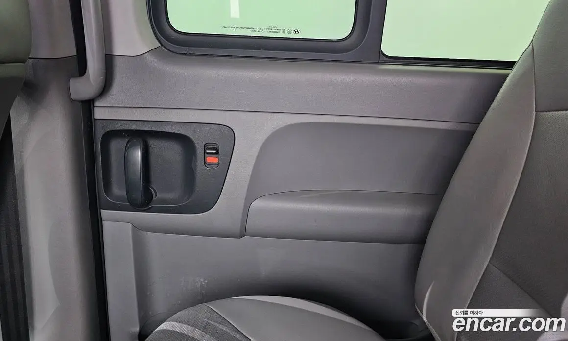 Hyundai Starex 2021 2.5 автомат (гидро), фото 15 Hyundai Starex 2021 2.5 автомат (гидро), фото 15