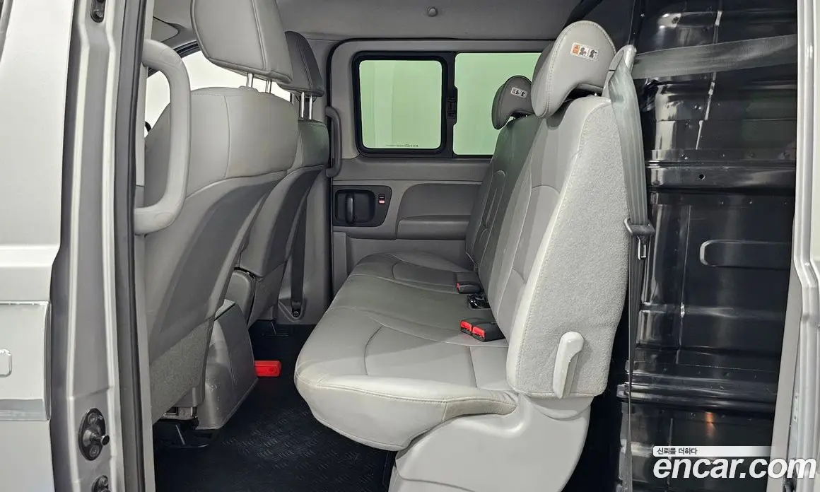 Hyundai Starex 2021 2.5 автомат (гидро), фото 16 Hyundai Starex 2021 2.5 автомат (гидро), фото 16