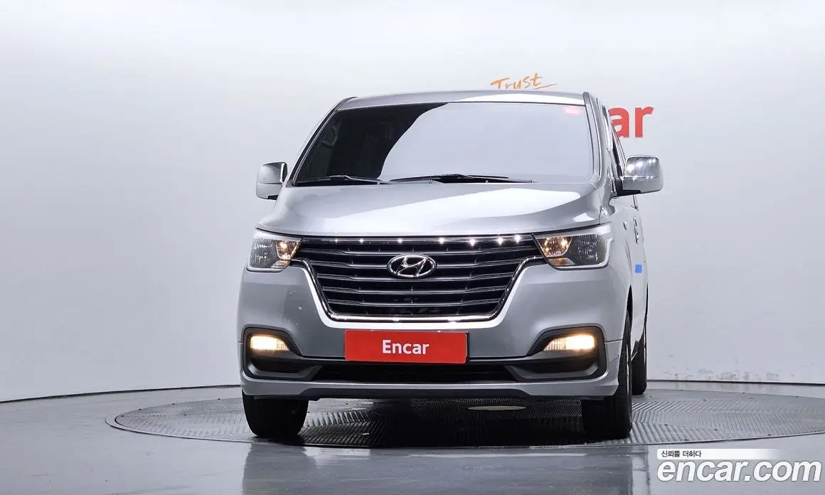 Hyundai Starex 2021 2.5 автомат (гидро), фото 3 Hyundai Starex 2021 2.5 автомат (гидро), фото 3