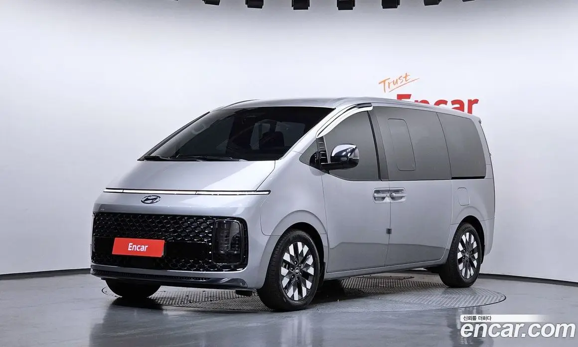 Hyundai Staria 2023 2.2 автомат (гидро), фото 1 Hyundai Staria 2023 2.2 автомат (гидро), фото 1