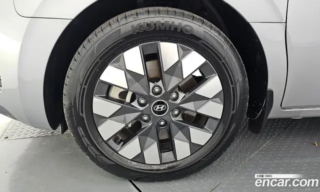 Hyundai Staria 2023 2.2 автомат (гидро), миниатюра 5 Hyundai Staria 2023 2.2 автомат (гидро), миниатюра 5