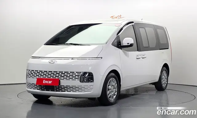 Hyundai Staria, 2023, 48 665 км