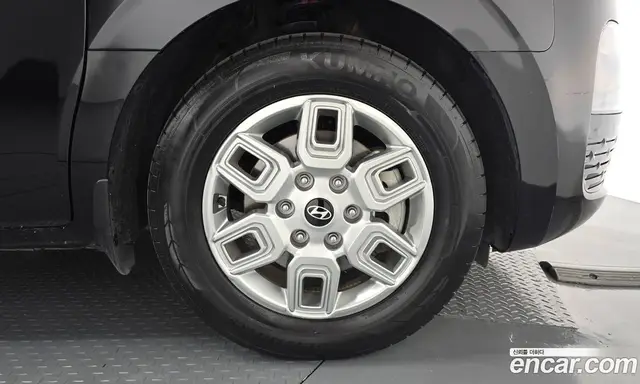 Hyundai Staria 2024 2.2 автомат (гидро), миниатюра 7