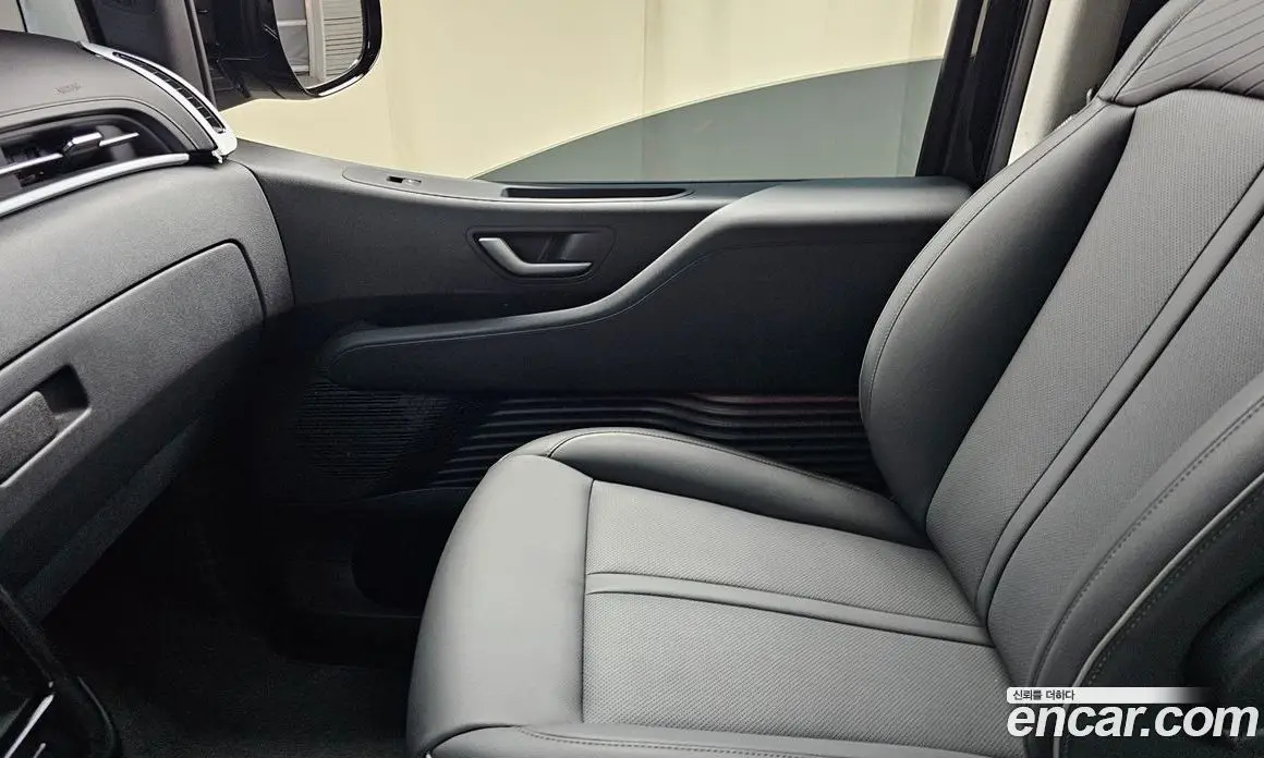 Hyundai Staria 2024 2.2 автомат (гидро), фото 15 Hyundai Staria 2024 2.2 автомат (гидро), фото 15