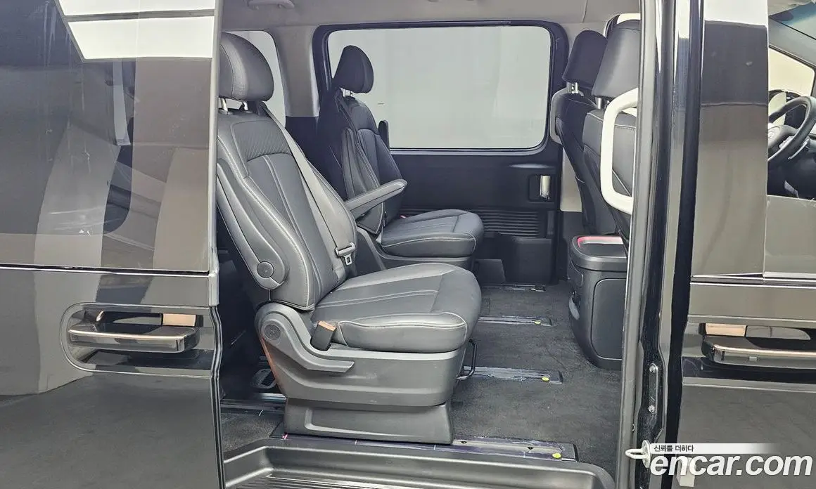 Hyundai Staria 2024 2.2 автомат (гидро), фото 17 Hyundai Staria 2024 2.2 автомат (гидро), фото 17