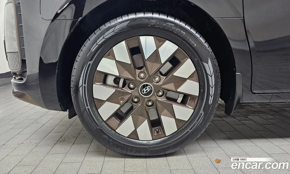 Hyundai Staria 2024 2.2 автомат (гидро), фото 5 Hyundai Staria 2024 2.2 автомат (гидро), фото 5