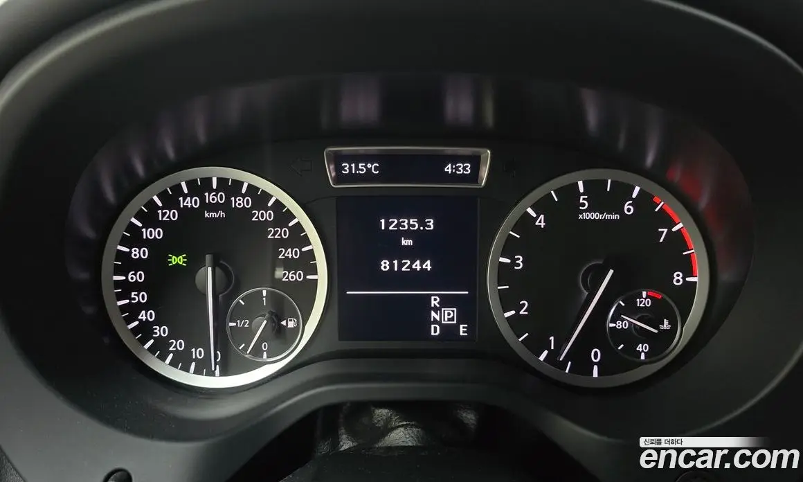 Infiniti Q30 2017 2.0 автомат (гидро), фото 11