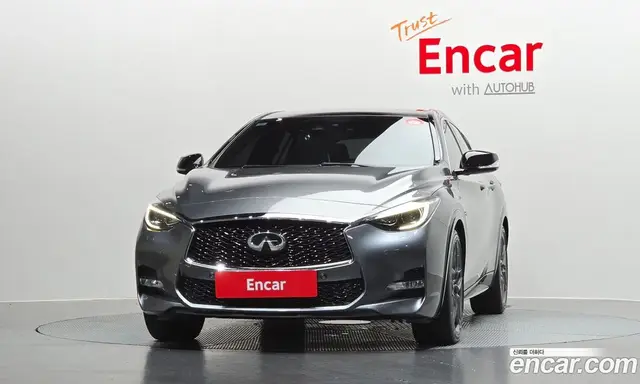 Infiniti Q30 2017 2.0 автомат (гидро), миниатюра 3