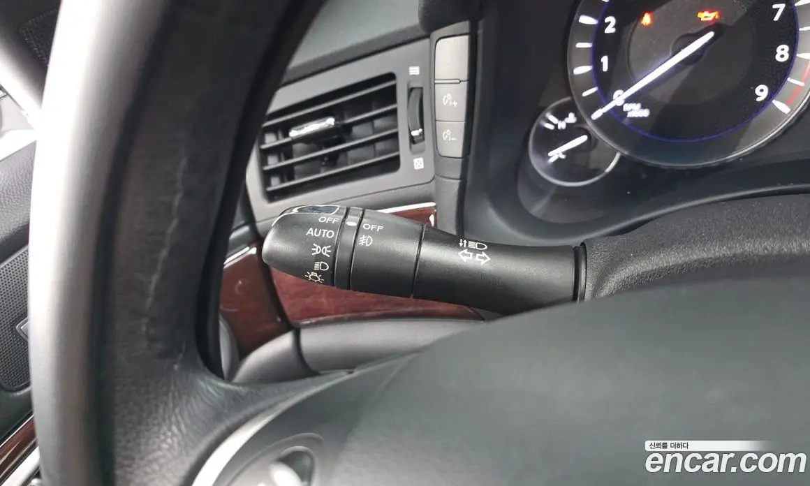 Infiniti Q70 2017 3.7 автомат (гидро), фото 18