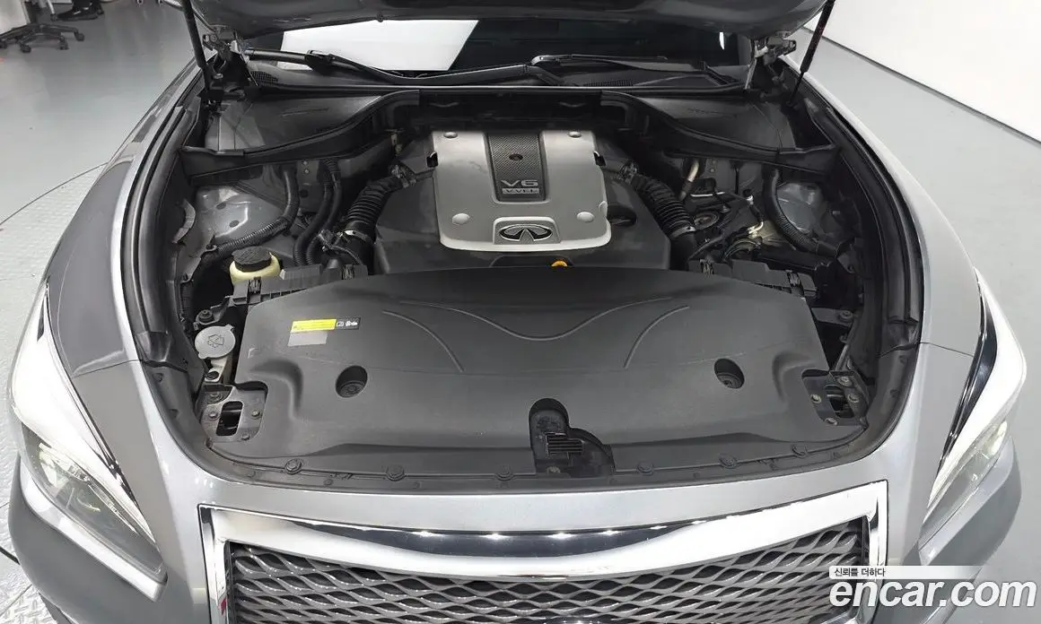 Infiniti Q70 2017 3.7 автомат (гидро), фото 6