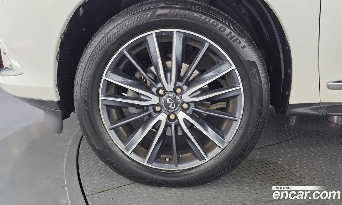 Infiniti QX60 2018 3.5 автомат (гидро), фото 5 Infiniti QX60 2018 3.5 автомат (гидро), фото 5