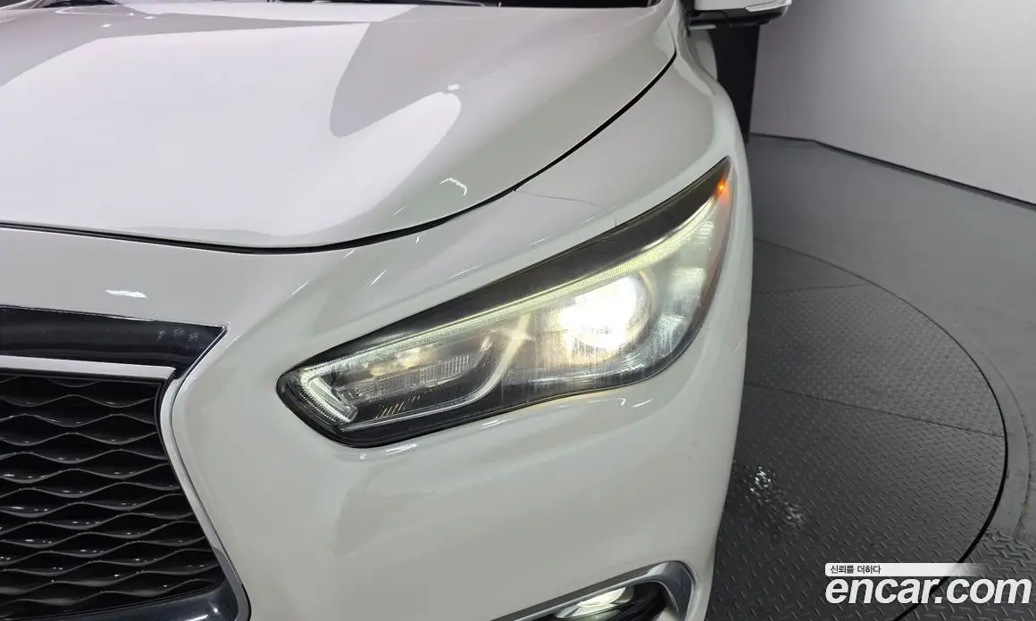 Infiniti QX60 2018 3.5 автомат (гидро), фото 8 Infiniti QX60 2018 3.5 автомат (гидро), фото 8