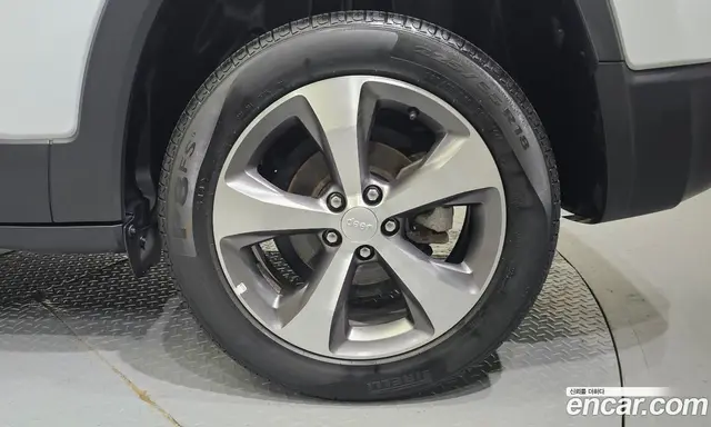 Jeep Cherokee 2020 2.4 автомат (гидро), миниатюра 7 Jeep Cherokee 2020 2.4 автомат (гидро), миниатюра 7