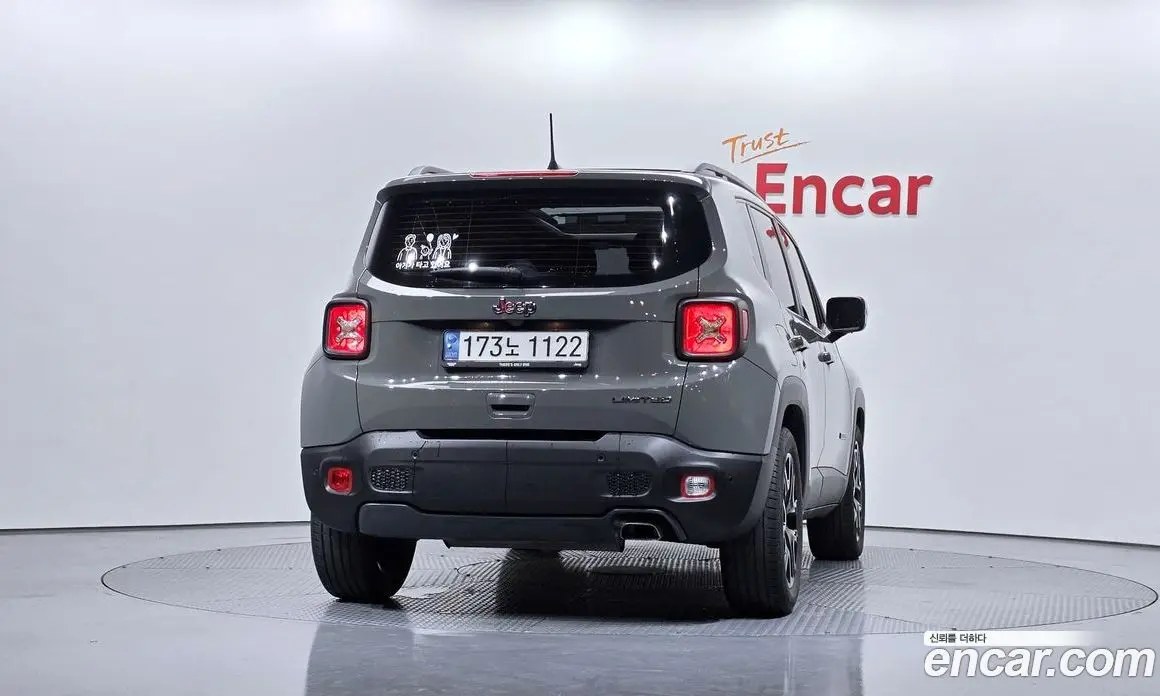 Jeep Renegade 2022 1.3 автомат (гидро), фото 4 Jeep Renegade 2022 1.3 автомат (гидро), фото 4