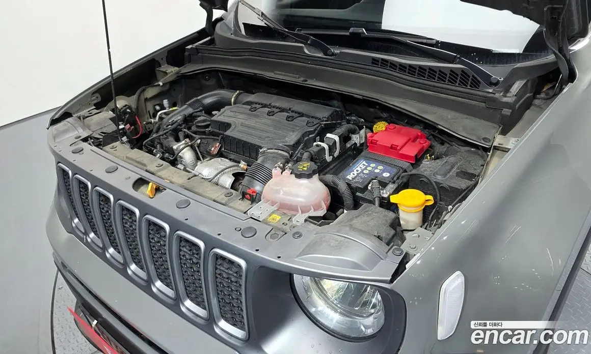 Jeep Renegade 2022 1.3 автомат (гидро), фото 6 Jeep Renegade 2022 1.3 автомат (гидро), фото 6