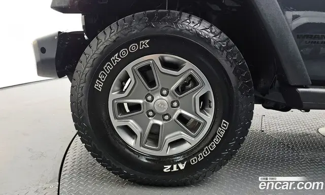 Jeep Wrangler 2016 3.6 автомат (гидро), миниатюра 5 Jeep Wrangler 2016 3.6 автомат (гидро), миниатюра 5