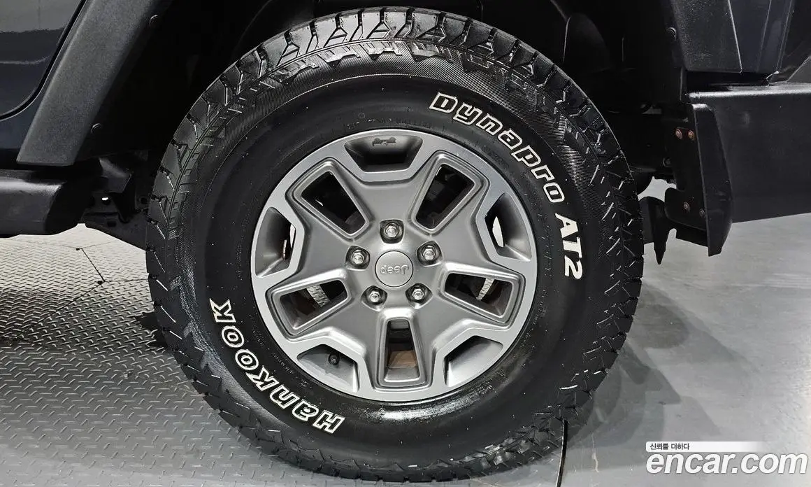 Jeep Wrangler 2016 3.6 автомат (гидро), фото 7 Jeep Wrangler 2016 3.6 автомат (гидро), фото 7