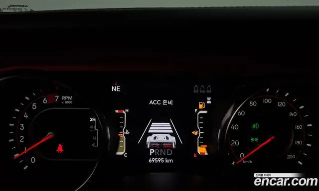 Jeep Wrangler 2021 2.0 автомат (гидро), миниатюра 11
