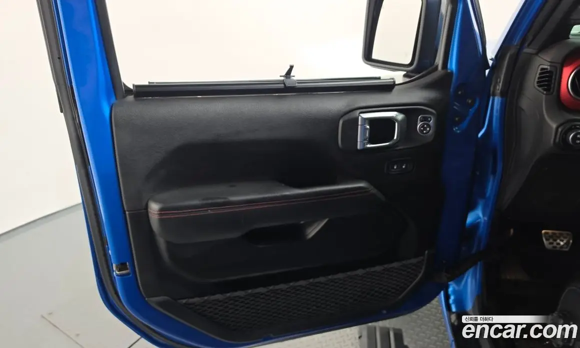 Jeep Wrangler 2021 2.0 автомат (гидро), фото 14
