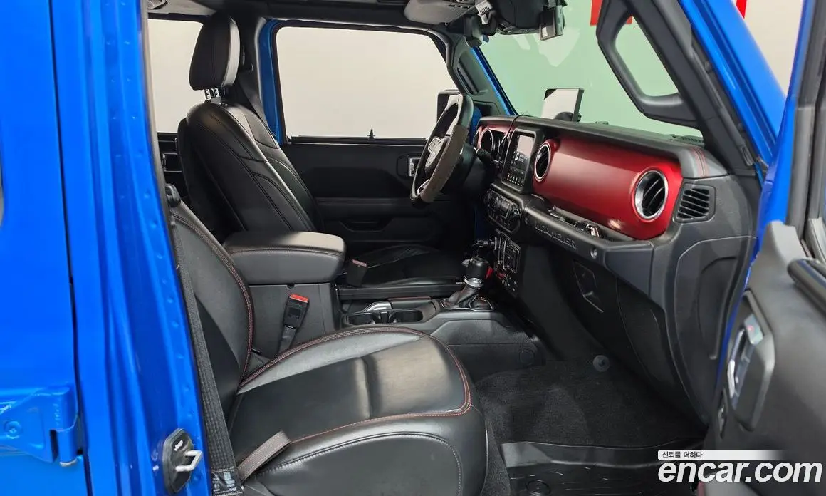 Jeep Wrangler 2021 2.0 автомат (гидро), фото 16