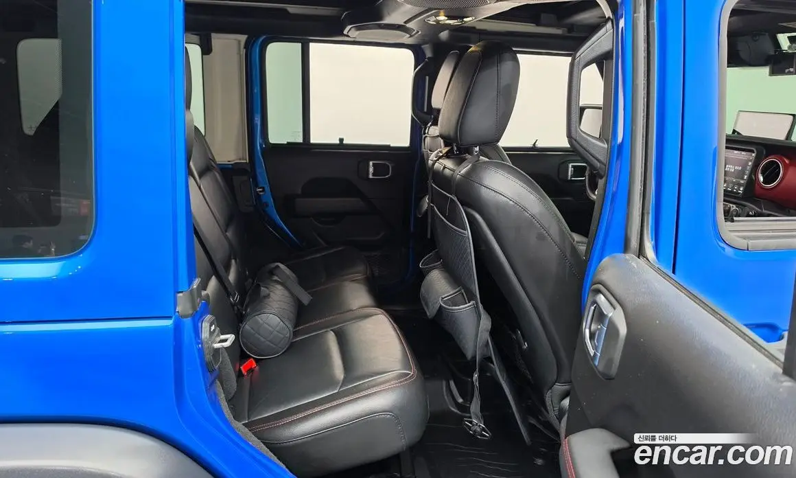 Jeep Wrangler 2021 2.0 автомат (гидро), фото 17
