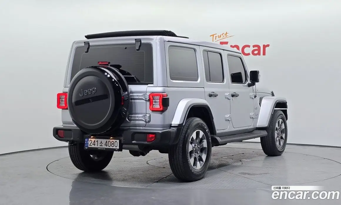 Jeep Wrangler 2022 2.0 автомат (гидро), фото 2 Jeep Wrangler 2022 2.0 автомат (гидро), фото 2