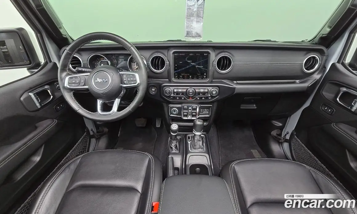 Jeep Wrangler 2022 2.0 автомат (гидро), фото 10 Jeep Wrangler 2022 2.0 автомат (гидро), фото 10