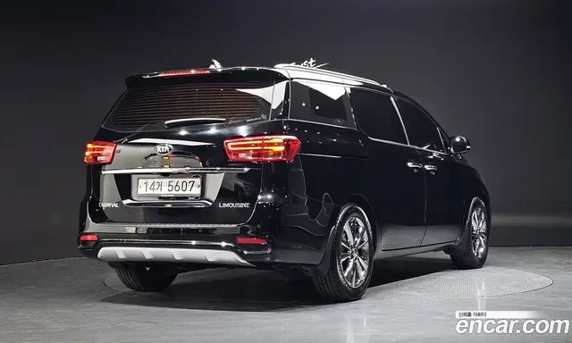 Kia Carnival, 2018, 37 710 км