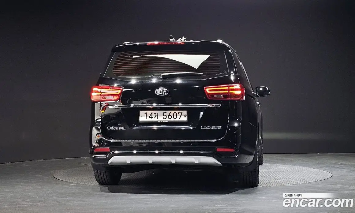 Kia Carnival 2018 3.3 автомат (гидро), фото 3