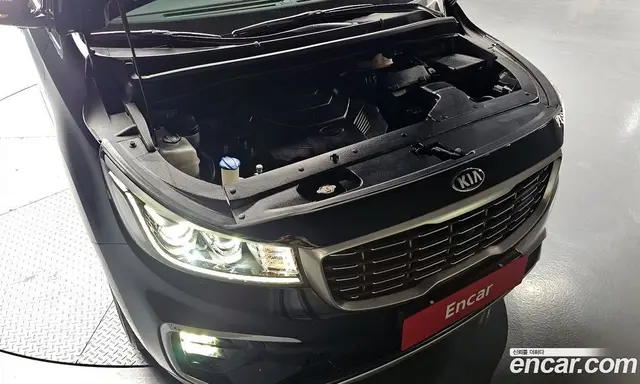 Kia Carnival 2018 3.3 автомат (гидро), миниатюра 5