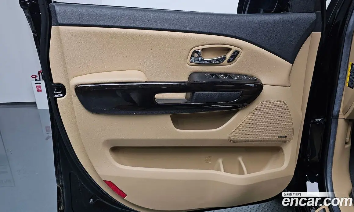 Kia Carnival 2018 2.2 автомат (гидро), фото 13 Kia Carnival 2018 2.2 автомат (гидро), фото 13