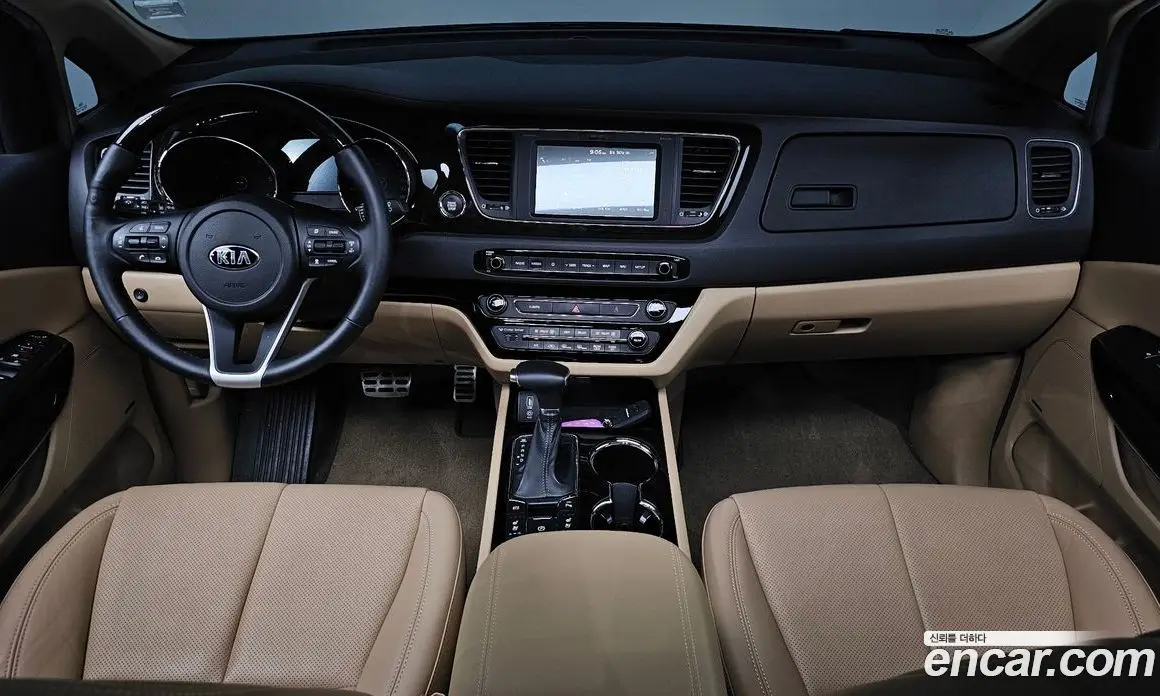 Kia Carnival 2018 2.2 автомат (гидро), фото 9 Kia Carnival 2018 2.2 автомат (гидро), фото 9